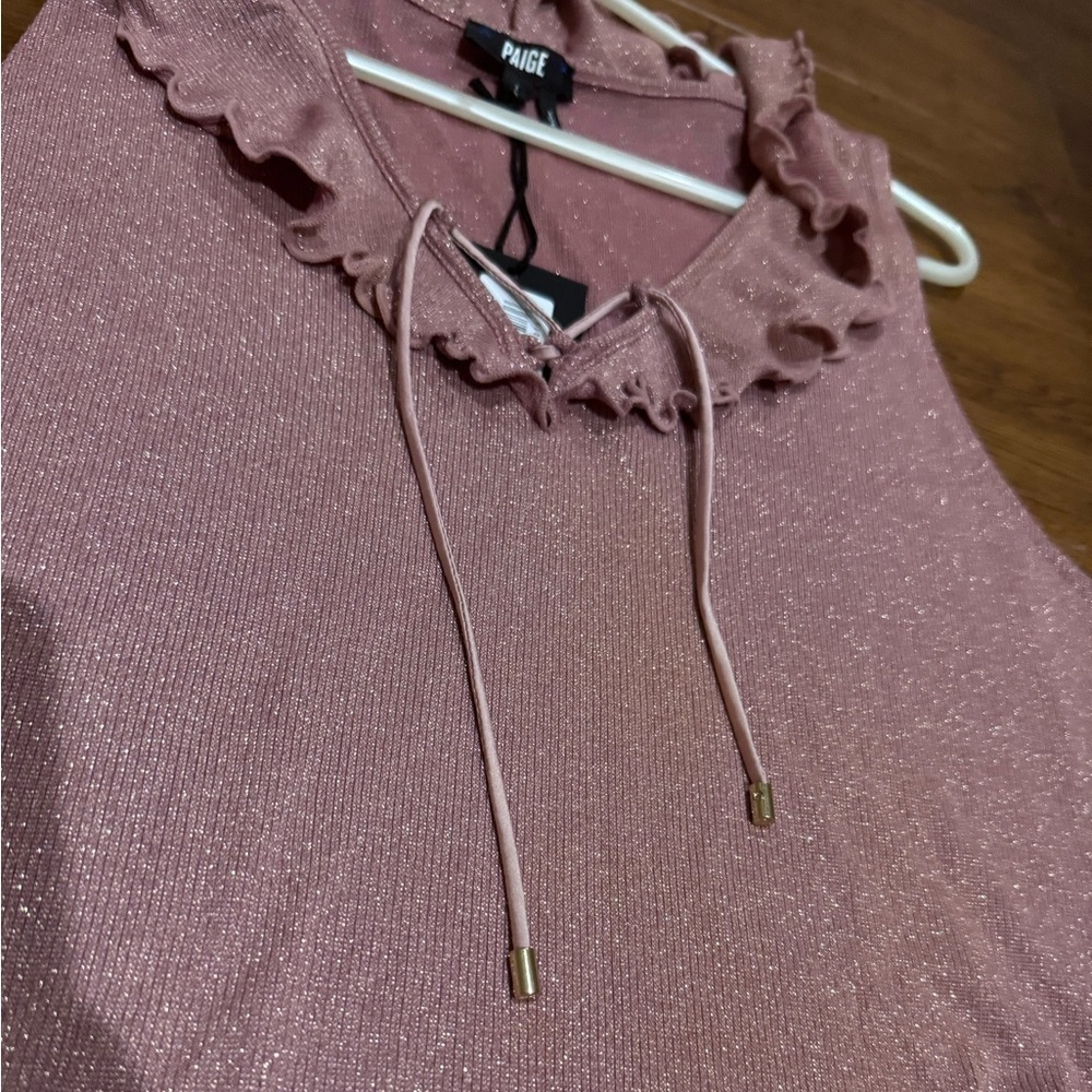 NWT Paige top. Sz l - Picture 3 of 8